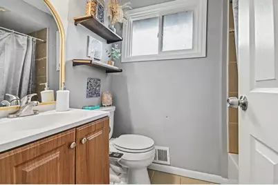 2115 Lydia Street, Waukegan, IL 60085 - Photo 17