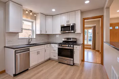 5024 S Lawler Avenue, Chicago, IL 60638 - Photo 5
