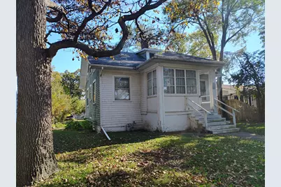 1323 N Linden Avenue, Waukegan, IL 60085 - Photo 1