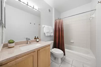 630 N State Street #1208, Chicago, IL 60654 - Photo 19
