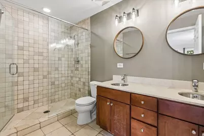 1426 N Orleans Street #202, Chicago, IL 60610 - Photo 11