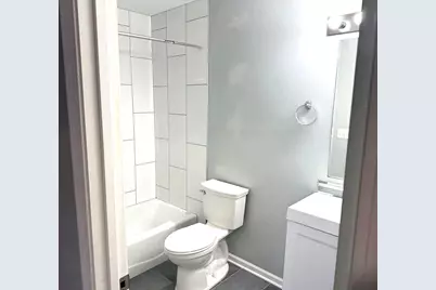 9 W Quincy Street #A, Westmont, IL 60559 - Photo 7