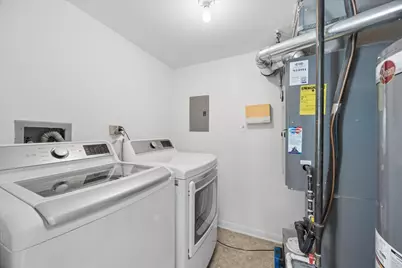 31 Algonquin Drive #2, Indian Head Park, IL 60525 - Photo 17