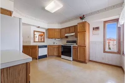 9428 S 77th Court #2A, Hickory Hills, IL 60457 - Photo 3
