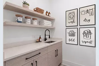 1012 E 41st Street, Chicago, IL 60653 - Photo 15