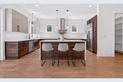 1012 E 41st Street, Chicago, IL 60653 - Photo 3