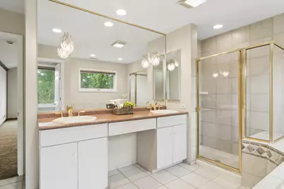 2059 Sheridan Road, Buffalo Grove, IL 60089 - Photo 17
