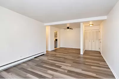 1170 Valley Lane #304, Hoffman Estates, IL 60169 - Photo 5