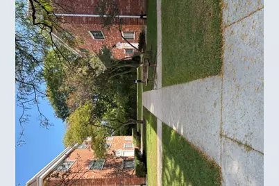 6882 W Touhy Avenue #B, Niles, IL 60714 - Photo 3
