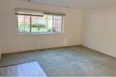 6882 W Touhy Avenue #B, Niles, IL 60714 - Photo 5