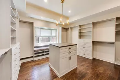 45 E Division Street, Chicago, IL 60610 - Photo 23