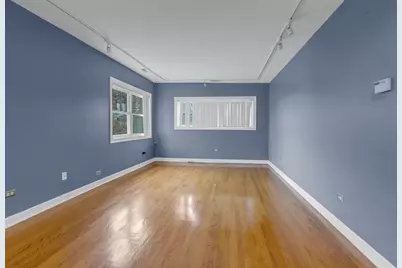 6414 N Mozart Street #3S, Chicago, IL 60645 - Photo 11