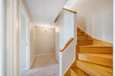 711 W Gordon Terrace #813, Chicago, IL 60613 - Photo 17