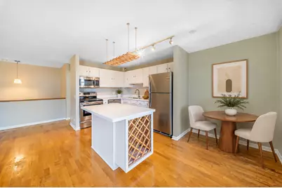 711 W Gordon Terrace #813, Chicago, IL 60613 - Photo 5