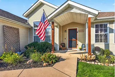 14024 Queenanns Way, Poplar Grove, IL 61065 - Photo 3