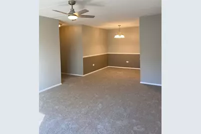6169 Knoll Wood Road #203, Willowbrook, IL 60527 - Photo 5