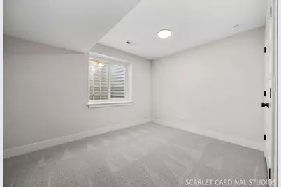 100 E Adams Avenue, Villa Park, IL 60181 - Photo 27