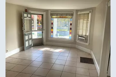 105 N Jefferson Street #1, Batavia, IL 60510 - Photo 5