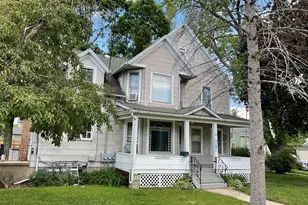 105 N Jefferson St, Batavia, IL 60510 - Photo 1