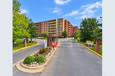 100 Park Avenue #407, Calumet City, IL 60409 - Photo 1
