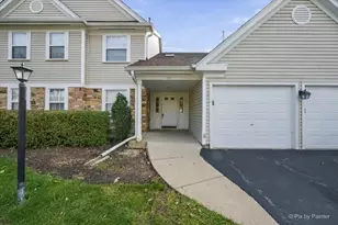 75 Larch Ct, Schaumburg, IL 60193 - Photo 1