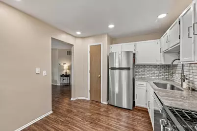 75 Larch Court #B, Schaumburg, IL 60193 - Photo 11