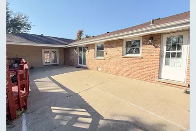 8501 S 82nd Court, Hickory Hills, IL 60457 - Photo 21