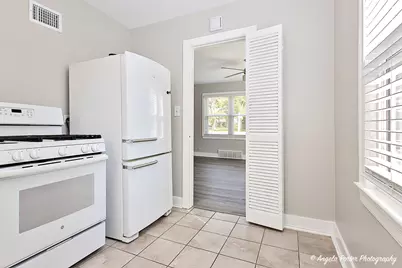 624 Wildwood Avenue, Mundelein, IL 60060 - Photo 15