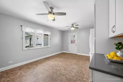 303 Mark Avenue, Glendale Heights, IL 60139 - Photo 7