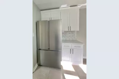 693 Enterprise Street, Elgin, IL 60120 - Photo 5