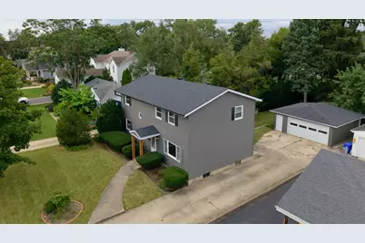 829 E Evergreen Street, Wheaton, IL 60187 - Photo 3