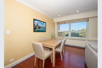 3180 N Lake Shore Drive #4H, Chicago, IL 60657 - Photo 11