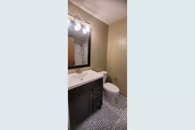 156 W Golf Road #C, Libertyville, IL 60048 - Photo 11