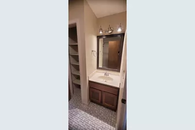 156 W Golf Road #C, Libertyville, IL 60048 - Photo 9