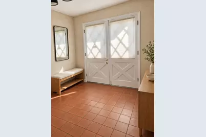 7057 N Kilpatrick Avenue, Lincolnwood, IL 60712 - Photo 9