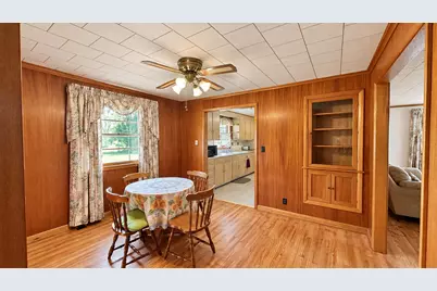 307 N Pecatonica Street, Winnebago, IL 61088 - Photo 11