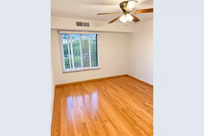 1415 E Central Road #320C, Arlington Heights, IL 60005 - Photo 9