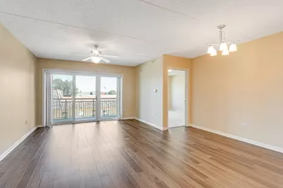 225 Main Street #213, Roselle, IL 60172 - Photo 3