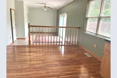 1005 Singer Avenue, Lemont, IL 60439 - Photo 5