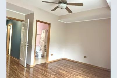1005 Singer Avenue, Lemont, IL 60439 - Photo 7
