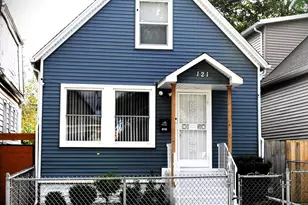 121 E 104th Pl, Chicago, IL 60628 - Photo 1