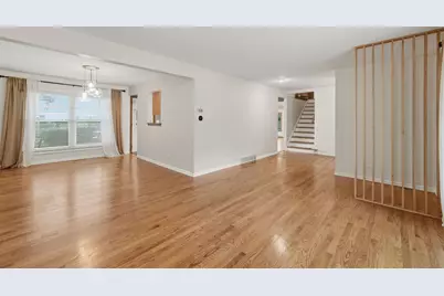 902 N Rohlwing Road, Palatine, IL 60074 - Photo 3