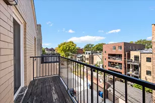 618 W Oakdale Ave, Chicago, IL 60657 - Photo 25