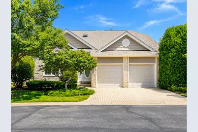 842 Turnberry Lane, Willowbrook, IL 60527 - Photo 1