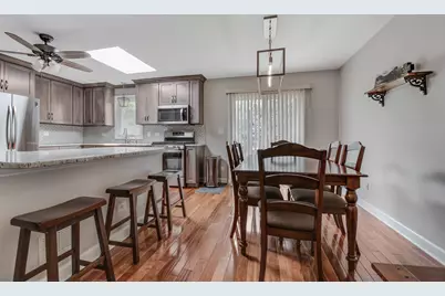 613 Gavin Avenue, Romeoville, IL 60446 - Photo 7