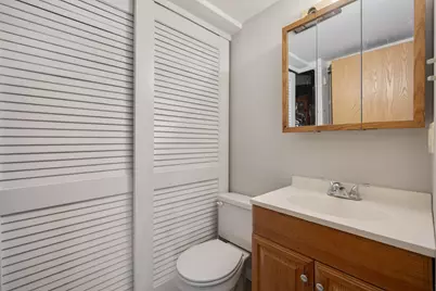 8189 Carlisle Drive, Hanover Park, IL 60133 - Photo 19