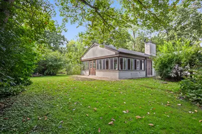 23379 Forest Court, Deerfield, IL 60015 - Photo 3