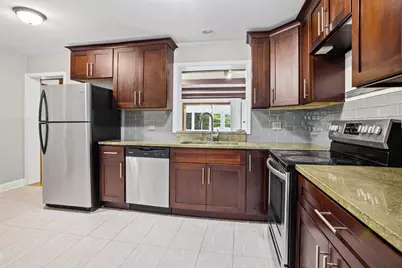 23379 Forest Court, Deerfield, IL 60015 - Photo 9