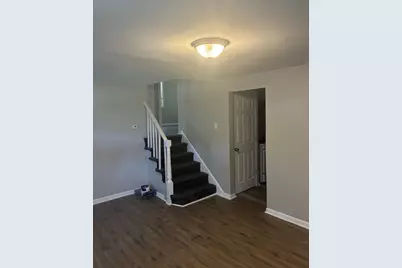 9713 S Oglesby Avenue, Chicago, IL 60617 - Photo 11