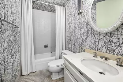 1500 Sheridan Road #8L, Wilmette, IL 60091 - Photo 9